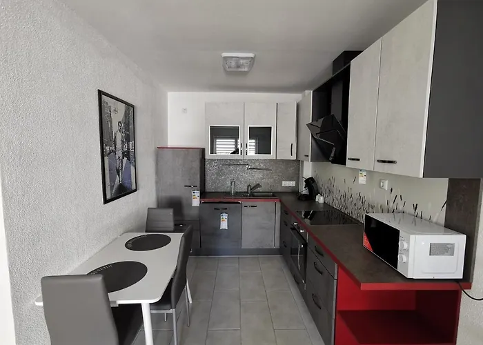 Neue Apartament *